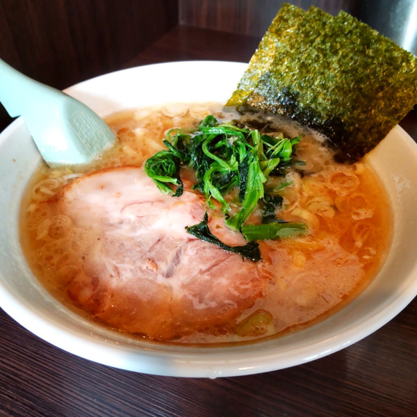 「とんこつ(¥760)」@家系とんこつ らーめん峰の写真