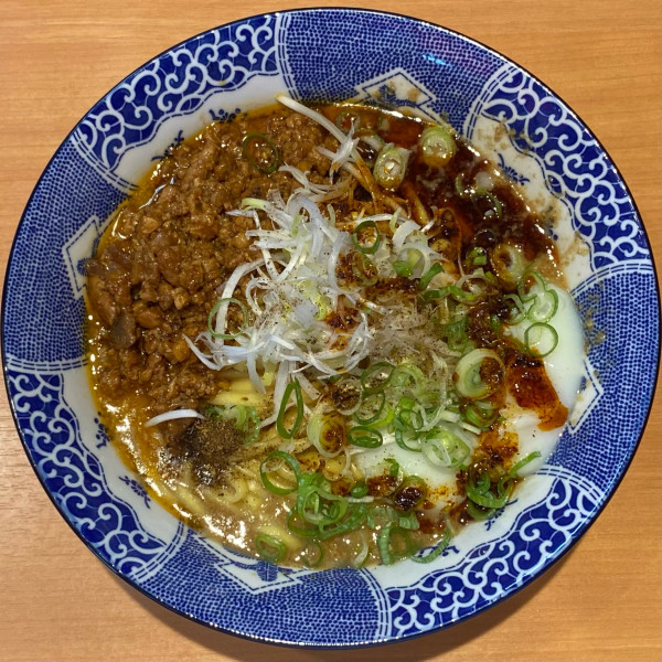 「汁なし担々麺 温玉 並盛 ¥930」@中華そば 虎桜の写真