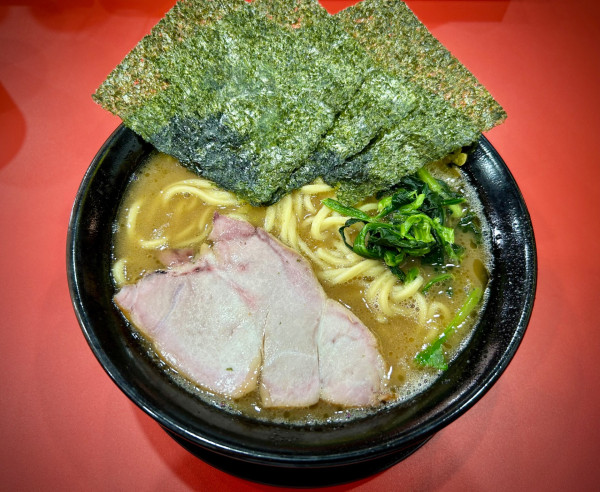 「ラーメン(900¥)」@豚小家の写真