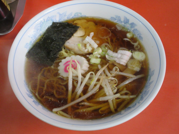 「ラーメン（350円）」@中華料理 松月の写真