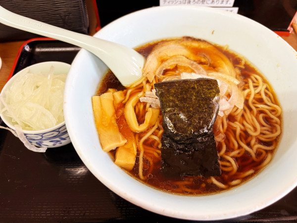 「ラーメン並 ネギ増し 770円」@ラーメンおざくの写真
