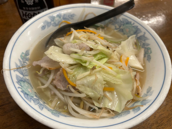 「タンメン730円+ホッピーセット450円×中3杯  他」@くるまの写真