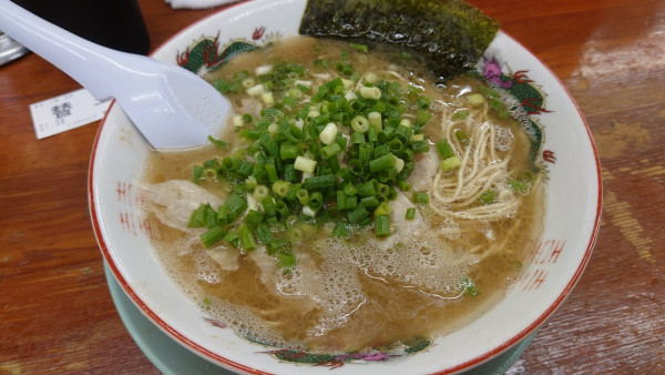 「ラーメン」@しぇからしか 東灘店の写真