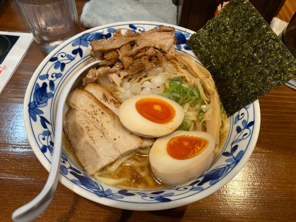「焼あご中華そば（大盛）1,050円」@らぁ麺 ばらやの写真