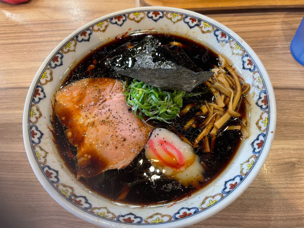 「ブラック(半麺) ¥950」@くじら食堂 nonowa東小金井店の写真