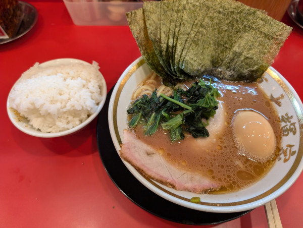 「のりたまラーメン」@家系ラーメン 裏大輝家 青物横丁店の写真