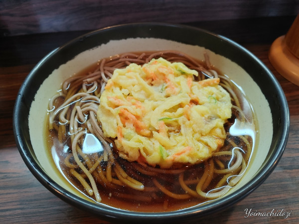 「天ぷらそば（440円）」@信州松本駅そばイイダヤ軒 南松本駅前店の写真