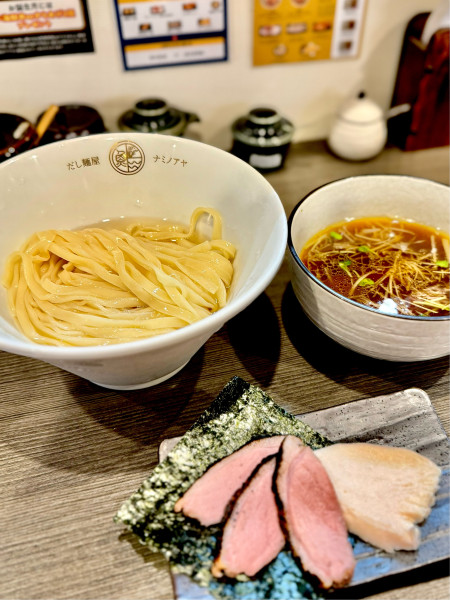 「鴨だしつけ麺950円」@だし麺屋 波ノあやの写真