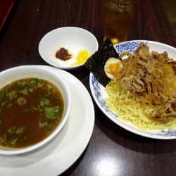 肉盛りつけ麺＋セットドリンクバー (989円+186円)