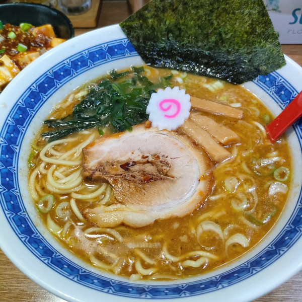 「Dセット(マーボー丼&醤油ラーメン)」@麺屋十王 八幡山店の写真
