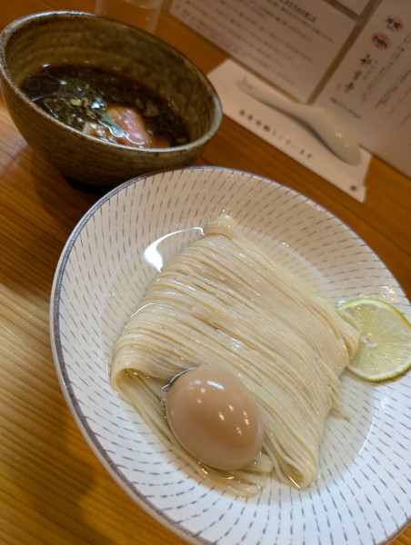 「鰹昆布出汁醤油つけそば 味玉入り」@つけそば神宮寺の写真