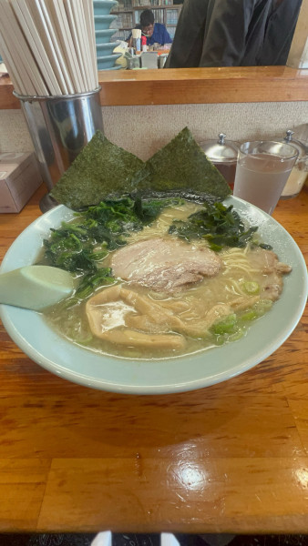 「正油ラーメンほうれん草増し」@ラーメンショップ 足利50号店の写真