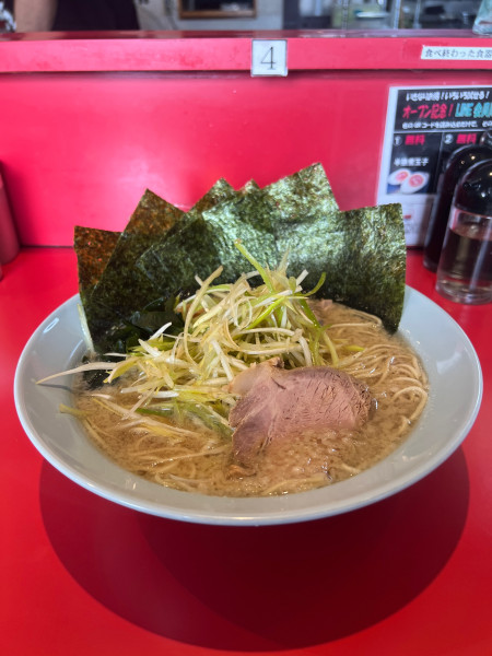 「ネギラーメン　海苔　半ライス」@ラーメンショップ まる壱の写真