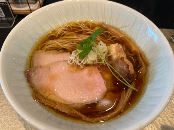 「地鶏そば醤油」@麺屋さすけ 本店の写真