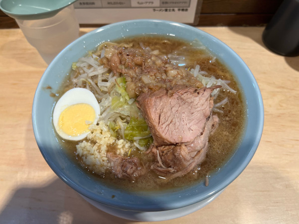 「ラーメン950円」@ラーメン富士丸 平塚店の写真