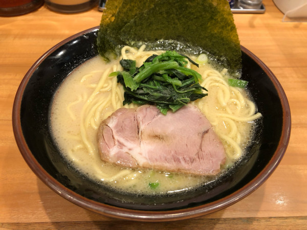 「塩ラーメン」@横浜家系ラーメン 中野家 東長崎店の写真