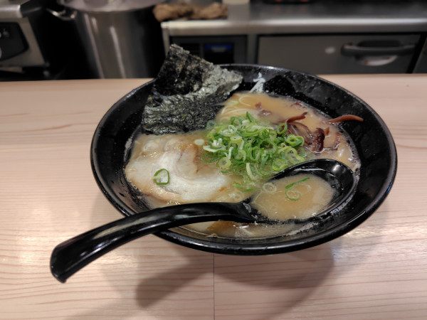 「ラーメン¥750」@博多禿鷹の写真