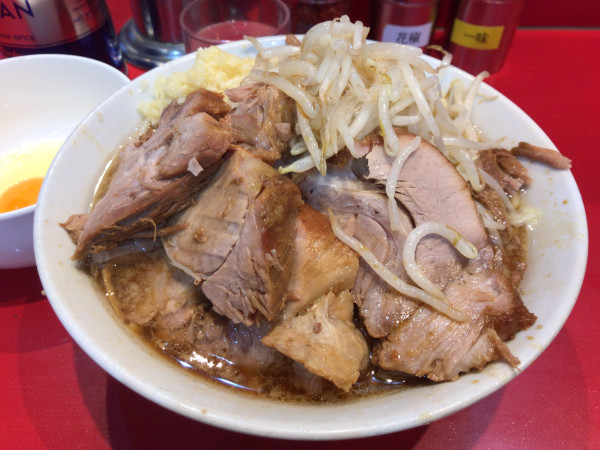 「小ラーメン(ニンニク)+豚増し+玉子 1190円」@ラーメン二郎 西台駅前店の写真