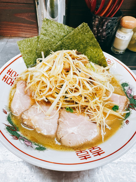 「ど濃厚豚骨 醤油」@麺や 睡蓮の写真