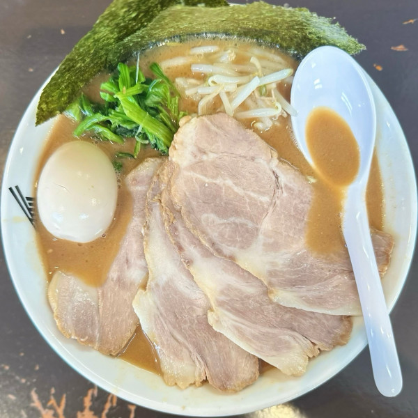「チャーシュー味噌中 玉子 小ライス」@RAMEN TATSUの写真