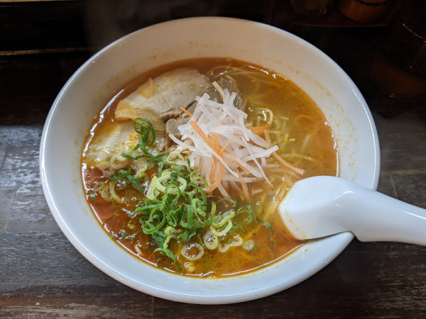 「トムヤム風らぁめん」@さあれの写真