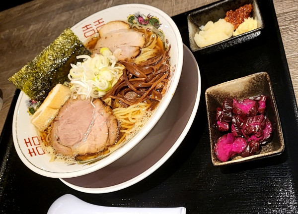 「煮干し中華」@肉中華 高橋の写真