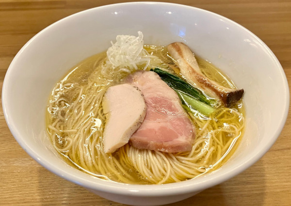 「芳醇中華そば塩　並盛」@麺屋  龍壽の写真