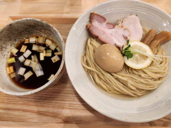 「味玉昆布水つけ麺」@HONJO NOODLE HOUSEの写真
