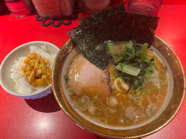 「ラーメン　玉子まぶし」@厚木家の写真