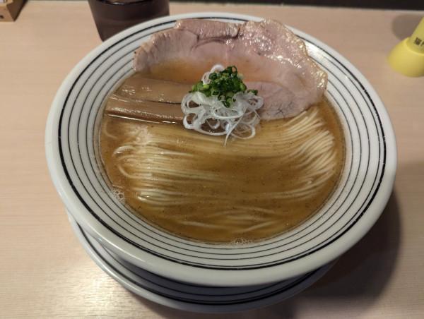 「煮干しラーメン900円」@煮干しらぁめん 猫トラ亭の写真