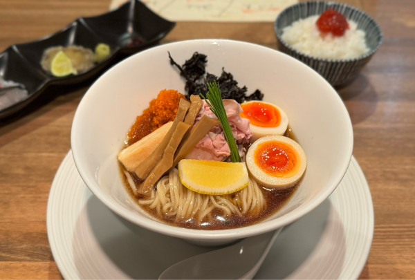 「【限定】冷やしらぁ麺（醤油）（がごめ昆布水✖️煮干出汁）」@酒肴場 屯の写真