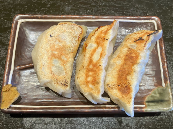 「焼き餃子270円」@麺酒場 丸勝の写真