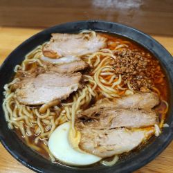 激辛ラーメン(中)(半辛)