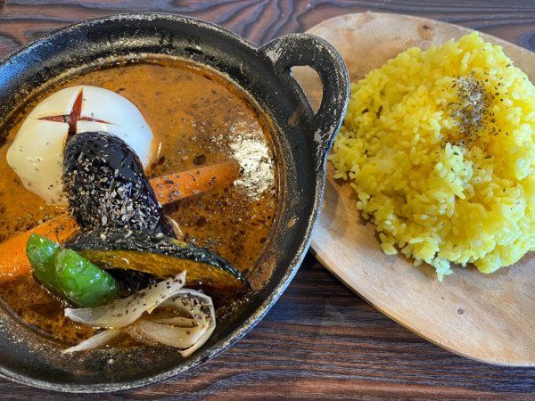 「チーズトマトと野菜のカレー：1300円」@curry kitchen SPICE POT! 菊水本店の写真