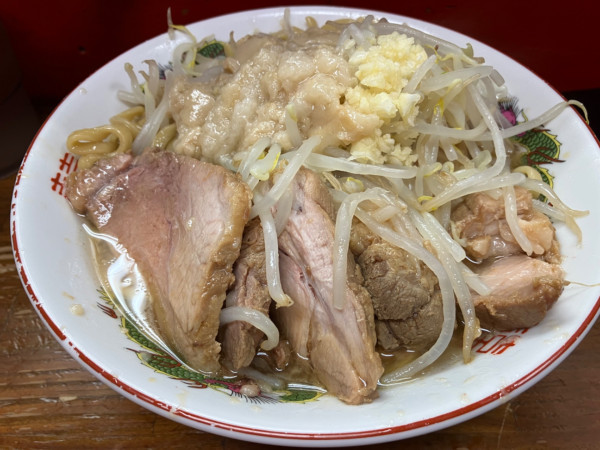 「ラーメン900＋ブタ250」@ザ・ラーメンスモールアックスの写真