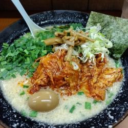 ミソホルモン+ニラ