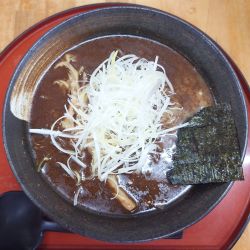 中華そば(細麺、940円)