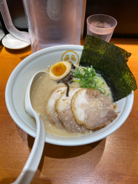 「◯得豚骨ラーメン」@TOKYO豚骨BASE MADE by 博多一風堂 アトレ大船店の写真