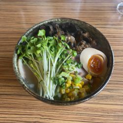 みそらーめん+ぜんぶのせ（1200円）