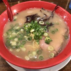 九州とんこつメロディー(普通) 1100円