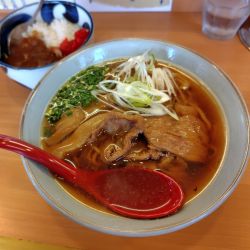 煮干しらーめん 780円 半カレーセット 300円