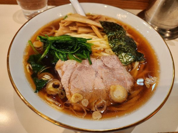 「らあめん　麺少なめ」@らぁめん ほりうち 本店の写真