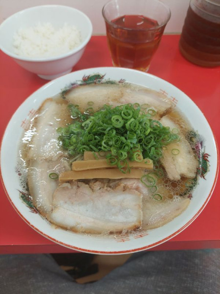 「中華そば+チャーシュー、九条ねぎ+半ライス」@中華そば 竹千代の写真