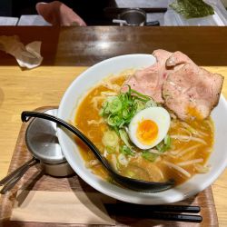 名古屋味噌ラーメン900円