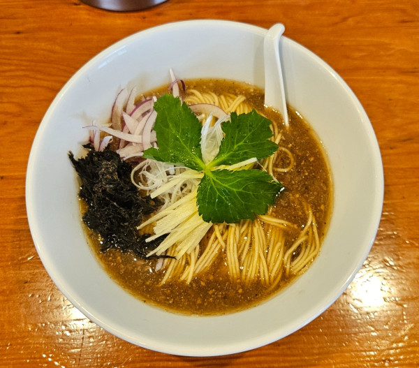 「とろみ煮干しそば、」@麺屋 ブルーズの写真