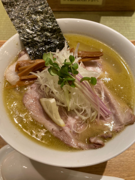 「濃厚牡蠣ラーメン」@らぁ麺 牡蠣と貝の写真