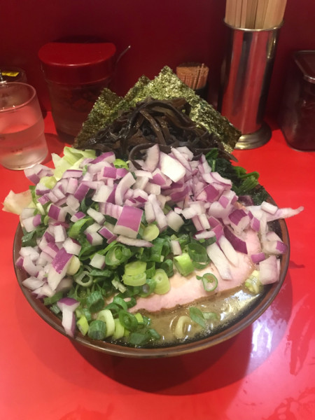 「いつもの🍜1,100円＆感謝のきくらげ」@どんとこい家の写真