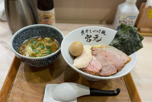 「【限定】特製「節」つけ麺（醤油）¥1500」@煮干しつけ麺 宮元の写真