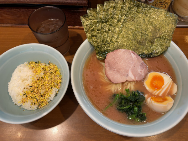 「のりラーメン」@横浜家系ラーメン 五十三家の写真