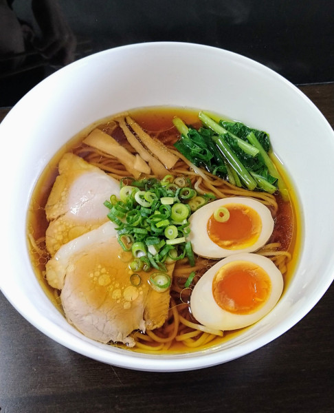 「鶏出汁醤油らぁ麺」@飯田商店 湯河原本店の写真
